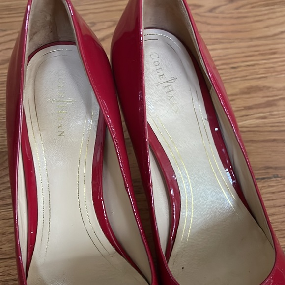 Cole Haan size 9 - Picture 4 of 10